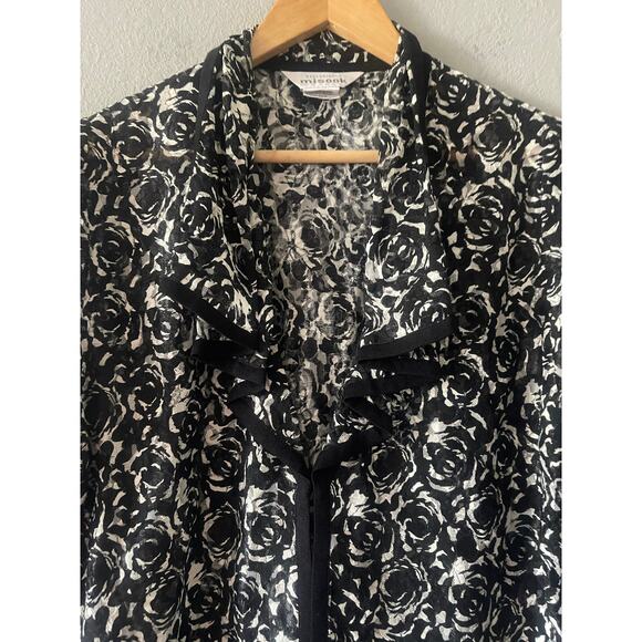 Exclusively Misook Ruffle Top - Picture 6 of 9